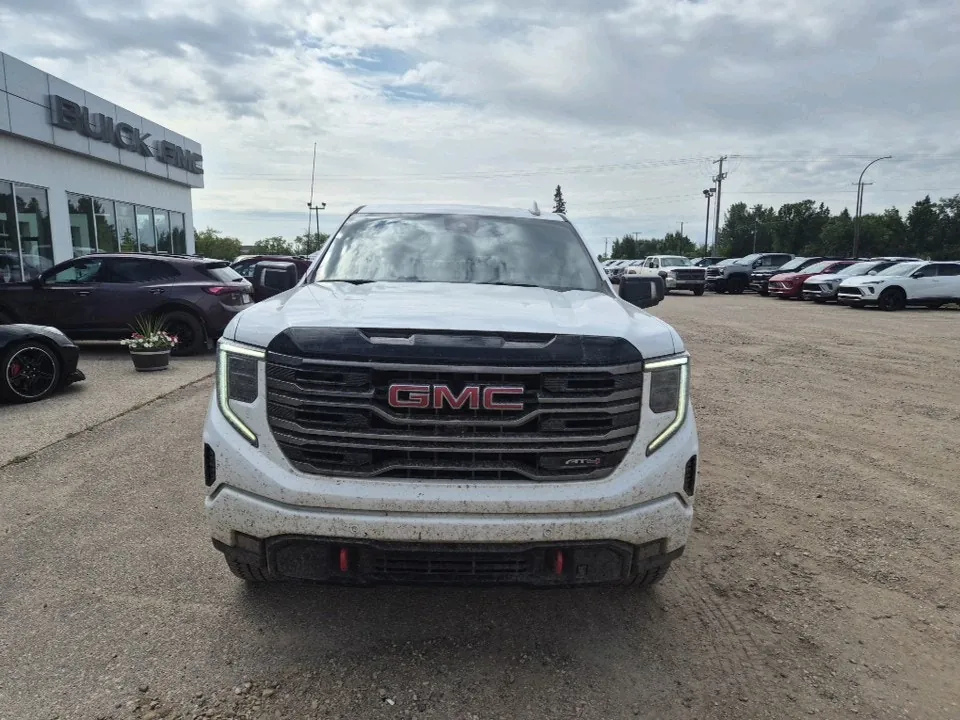 GMC Sierra 1500 2025 photo 2