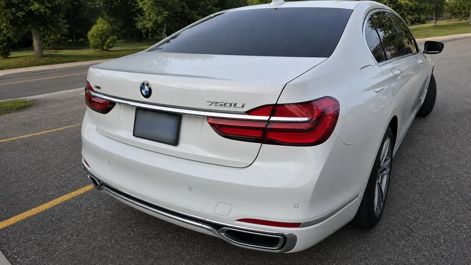 BMW 7 Series 2018 photo 4