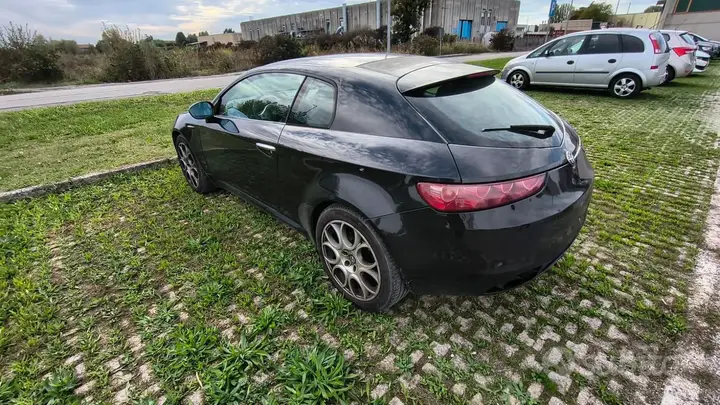 Alfa Romeo Brera 2006 photo 3