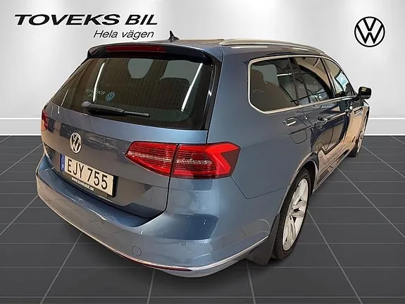 Volkswagen Passat 2015 photo 2