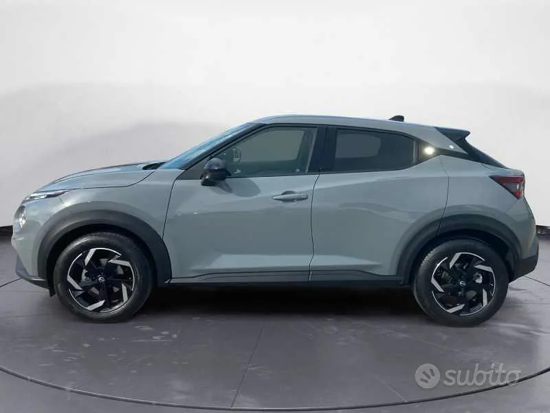 Nissan Juke 2022 photo 2