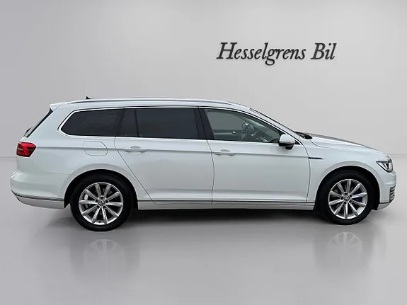 Volkswagen Passat 2017 photo 5