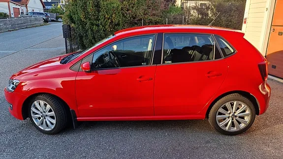 Volkswagen Polo 2010 photo 3
