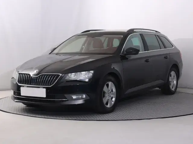 Skoda Superb Combi