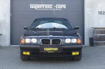 BMW 318I