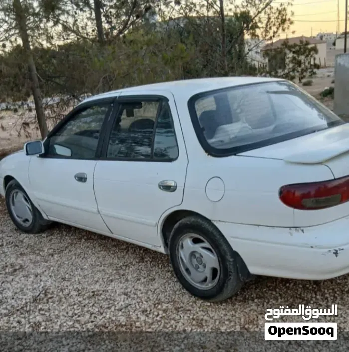 Kia Sephia 1997 photo 2