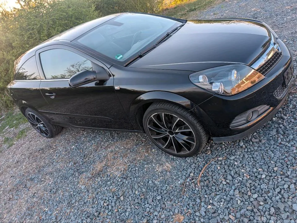 Opel Astra Gtc