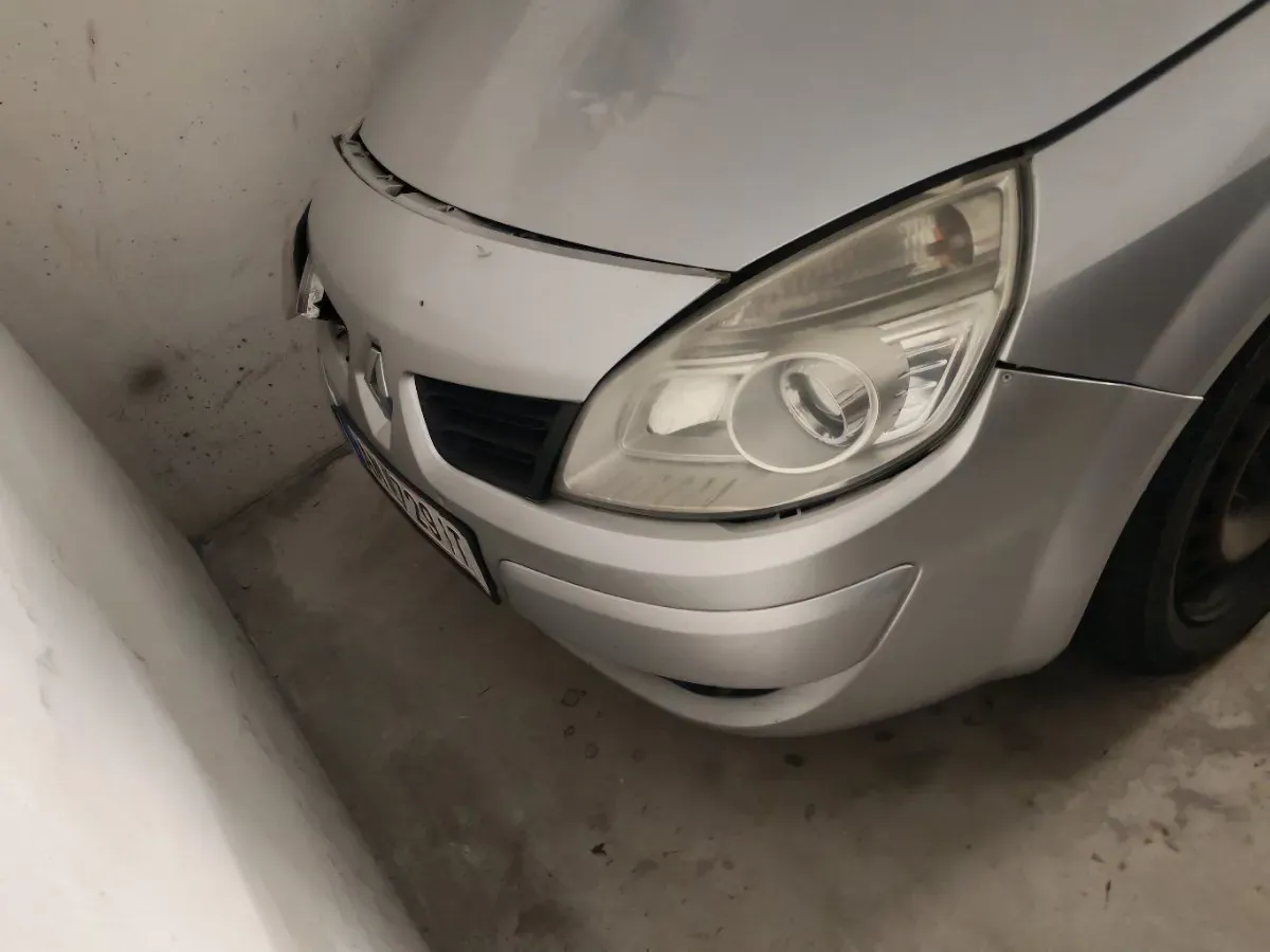 Renault Scenic 2006 photo 3
