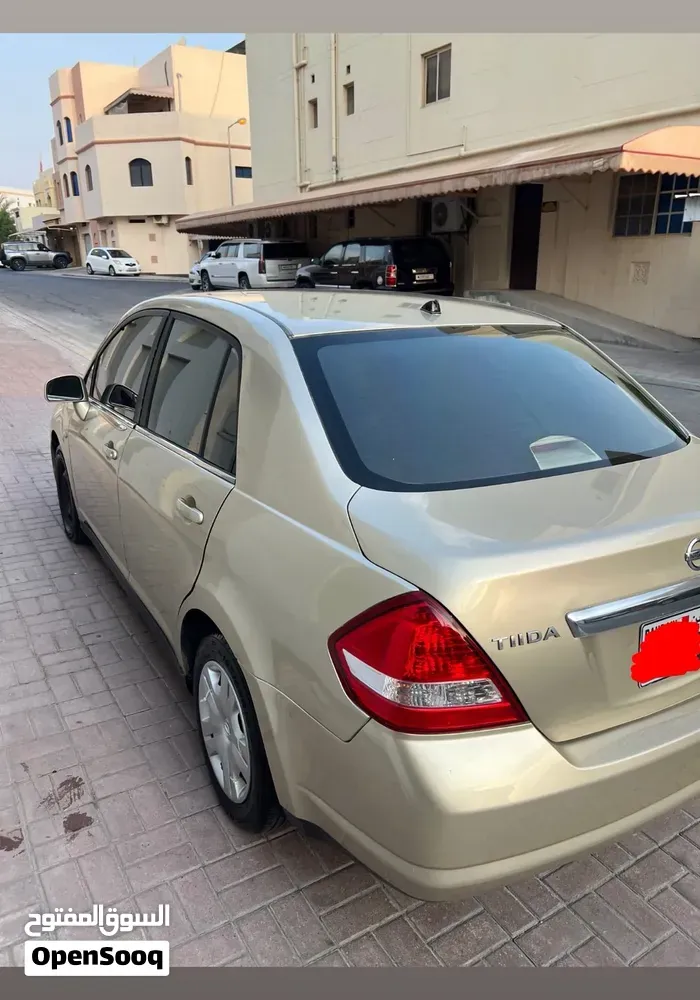 Nissan Tiida 2009 photo 5