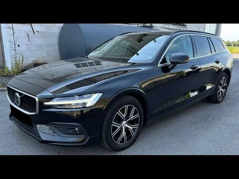 Volvo V60 2024 photo 2