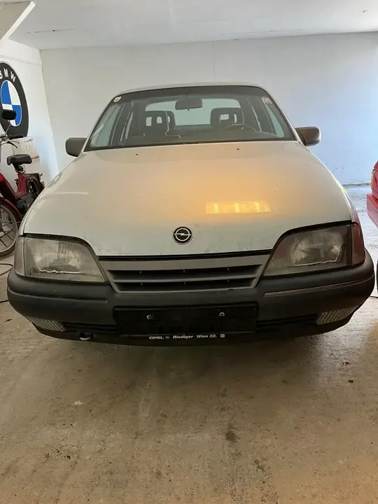 Opel Omega 1987 photo 3