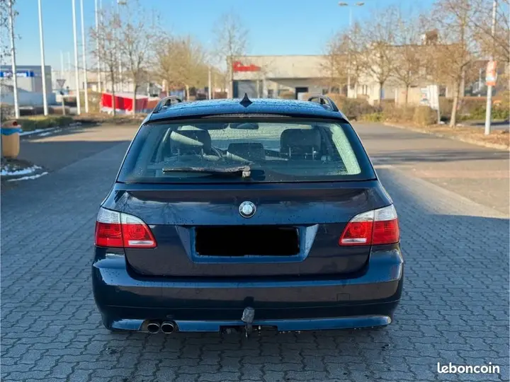 BMW Série 5 2005 photo 2