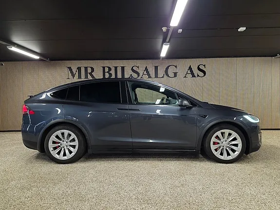 Tesla Model X 2017 photo 5