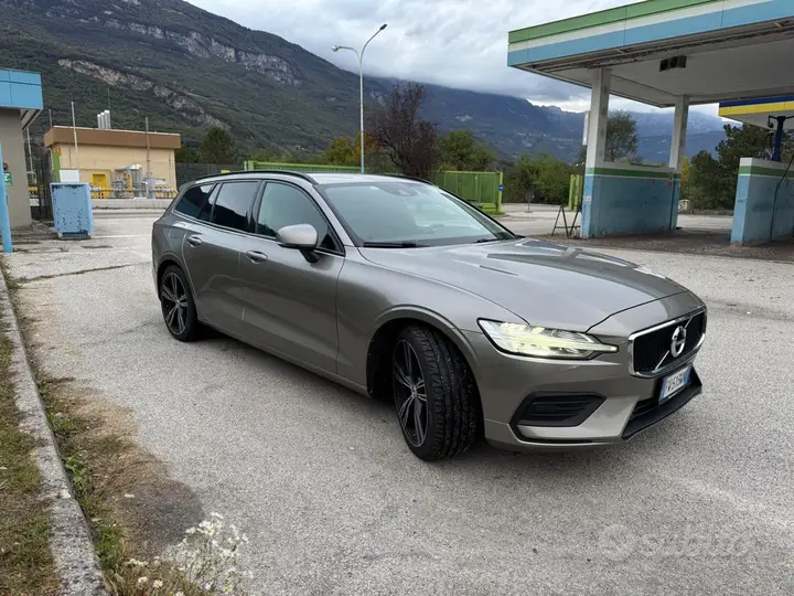 Volvo V60 2019 photo 5