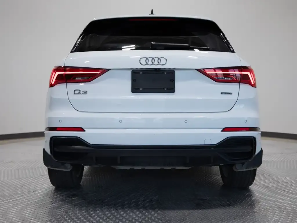 Audi Q3 2020 photo 4