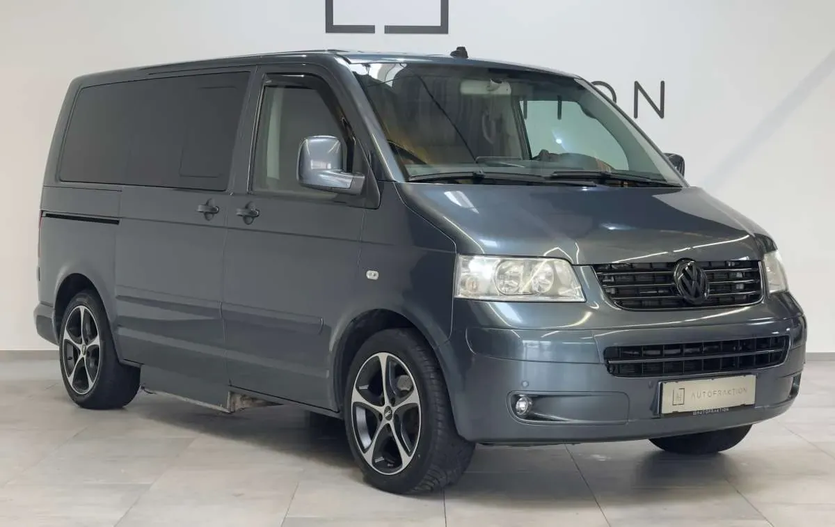 Volkswagen T5 2005 photo 3