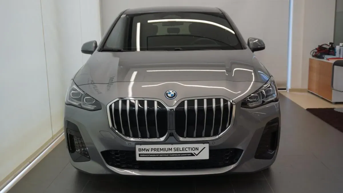 BMW 2 Series Gran Tourer 2024 photo 2