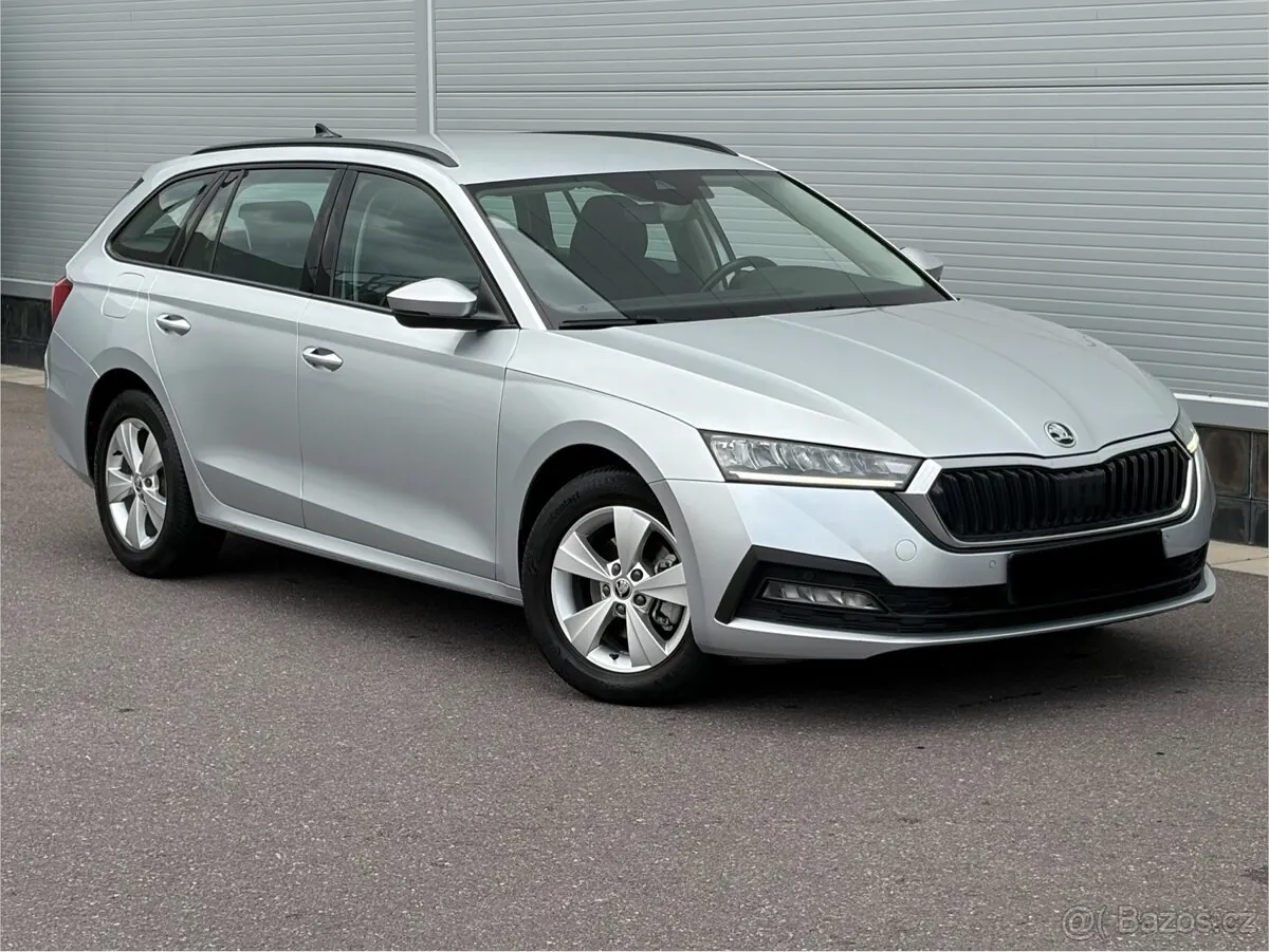 Skoda Octavia 2023 photo 3