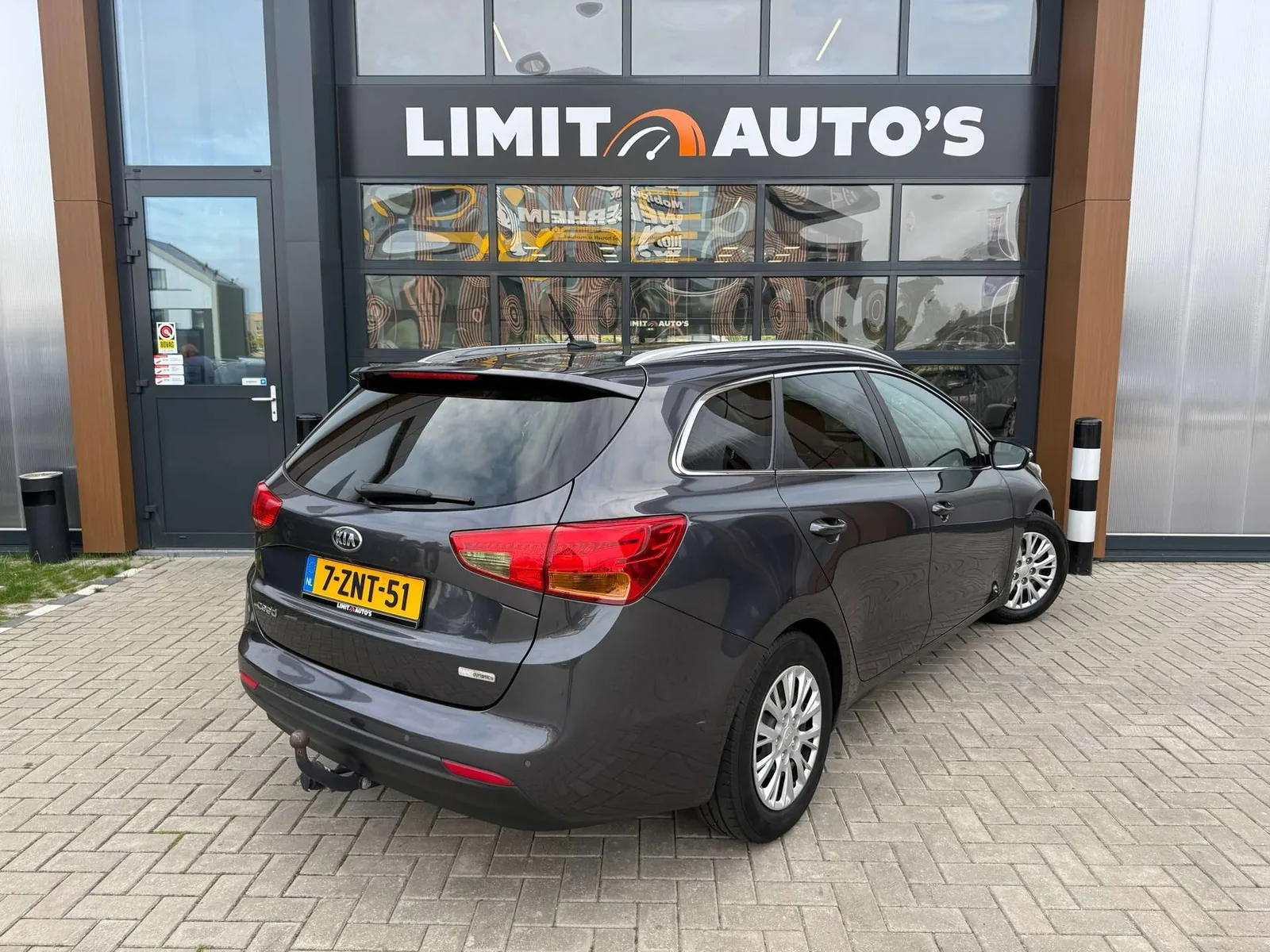 Kia Ceed 2015 photo 2
