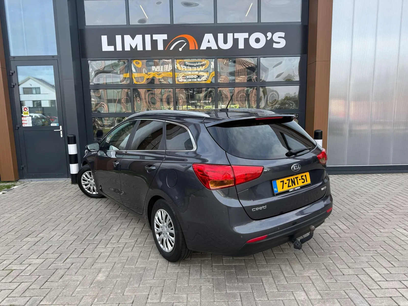 Kia Ceed 2015 photo 5