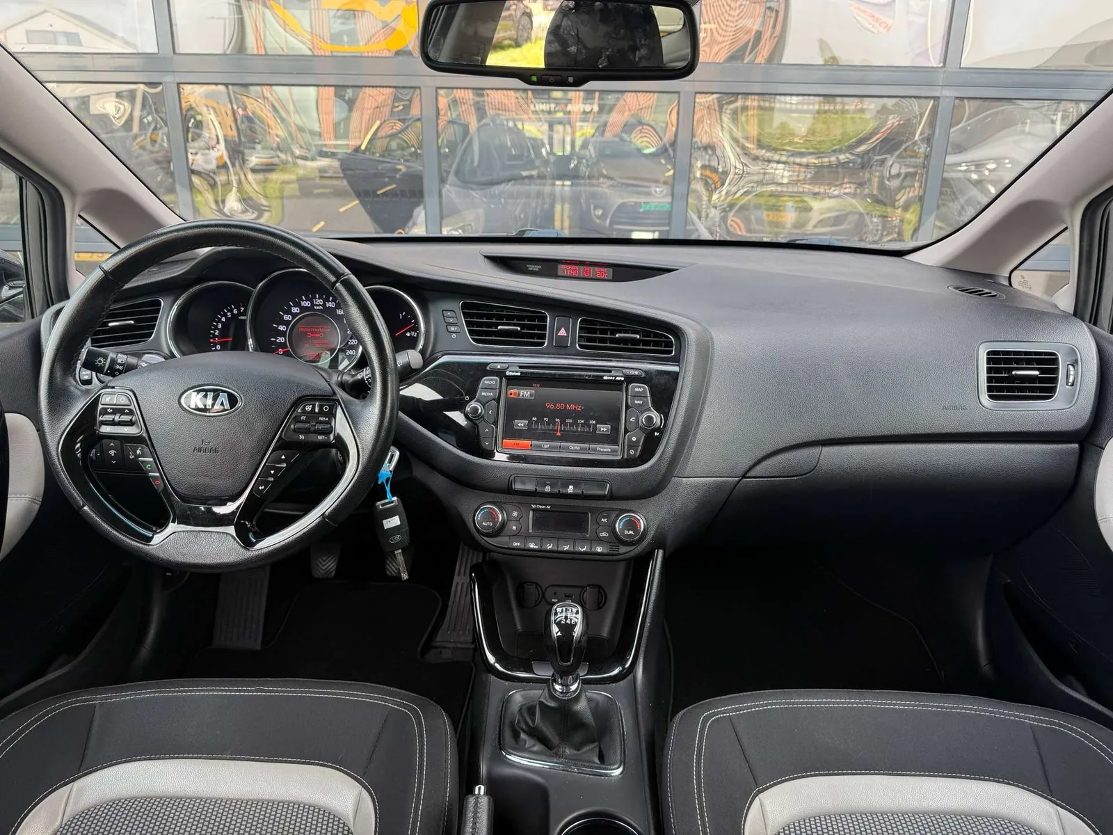Kia Ceed 2015 photo 3