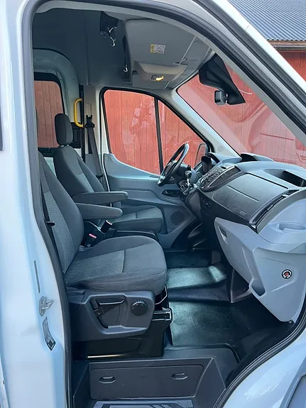 Ford Transit 2015 photo 3