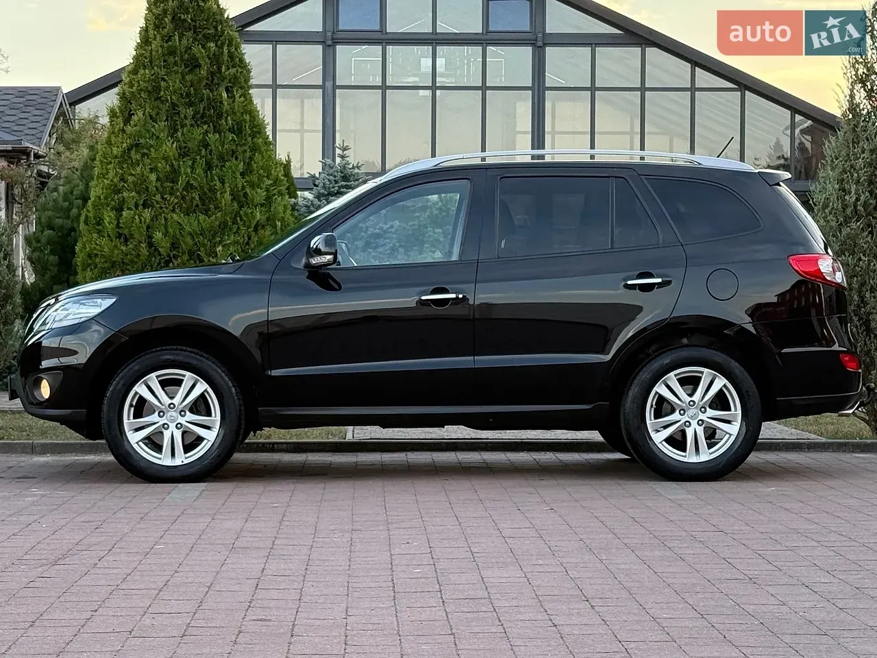 Hyundai Santa Fe 2012 photo 4