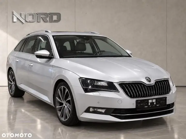 Skoda Superb 2017 photo 4