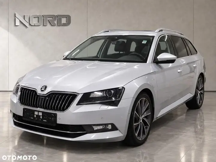 Skoda Superb 2017 photo 2