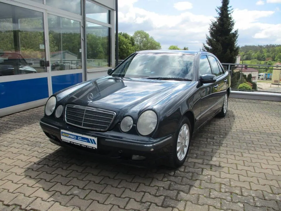 Mercedes-Benz E 200 Kompressor