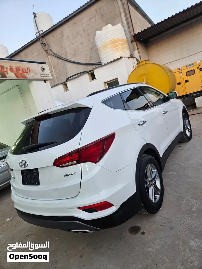 Hyundai Santa Fe 2017 photo 4