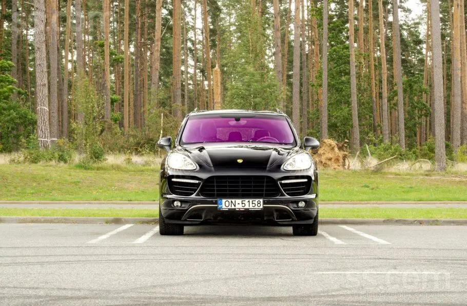 Porsche Cayenne 2011 photo 3
