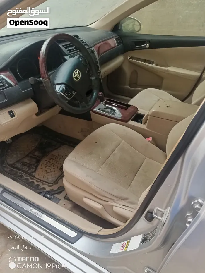 Toyota Camry 2014 photo 2