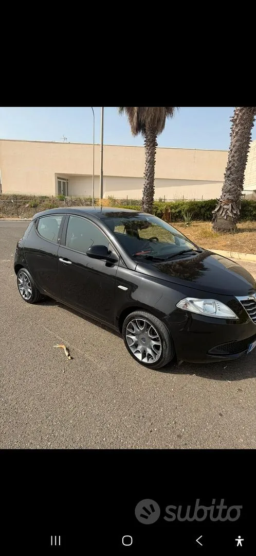 Lancia Ypsilon 2013 photo 5