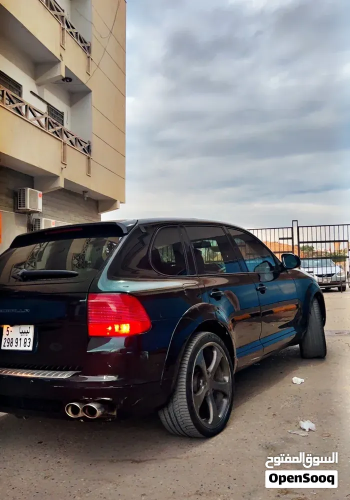 Porsche Cayenne 2011 photo 4
