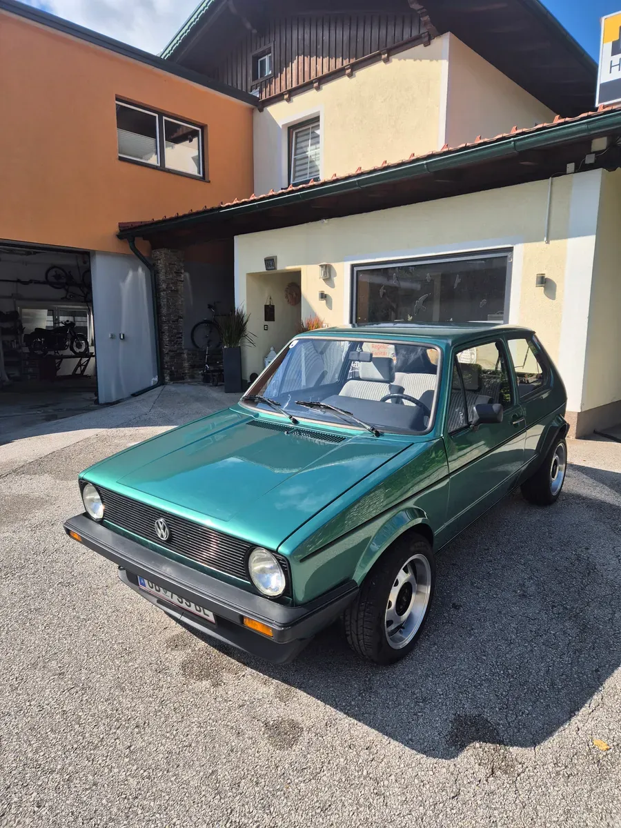Volkswagen Golf 1983 photo 3