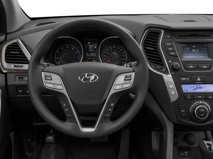 Hyundai Santa Fe 2016 photo 4