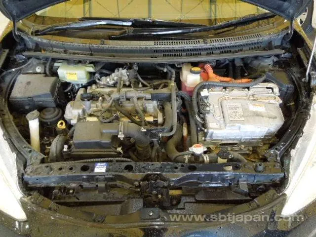 Toyota Aqua 2015 photo 5