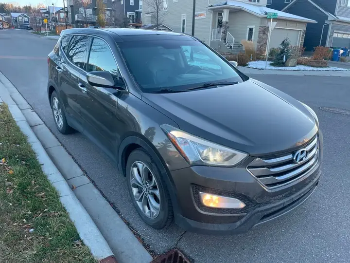Hyundai Santa Fe 2013 photo 2