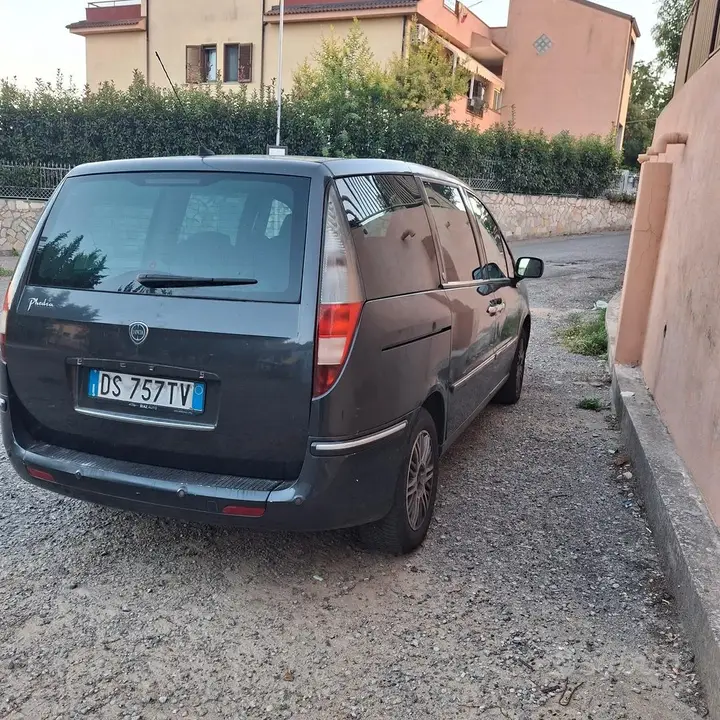Lancia Phedra 2008 photo 4