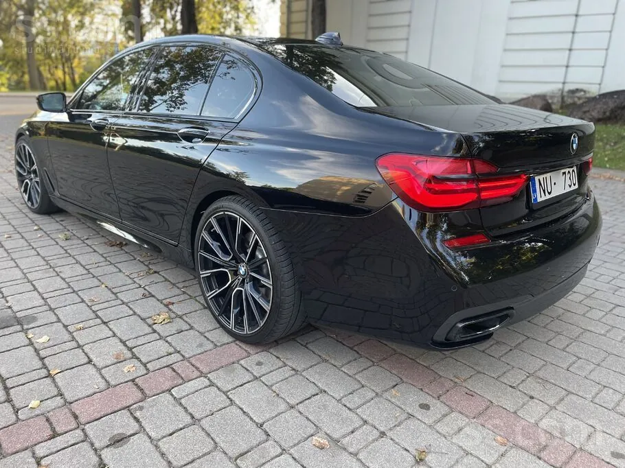 BMW 730D 2015 photo 3