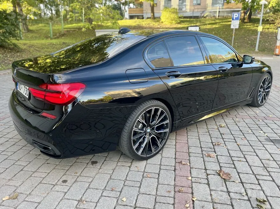 BMW 730D 2015 photo 4