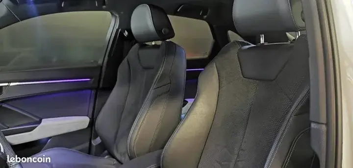 Audi Q3 2022 photo 3