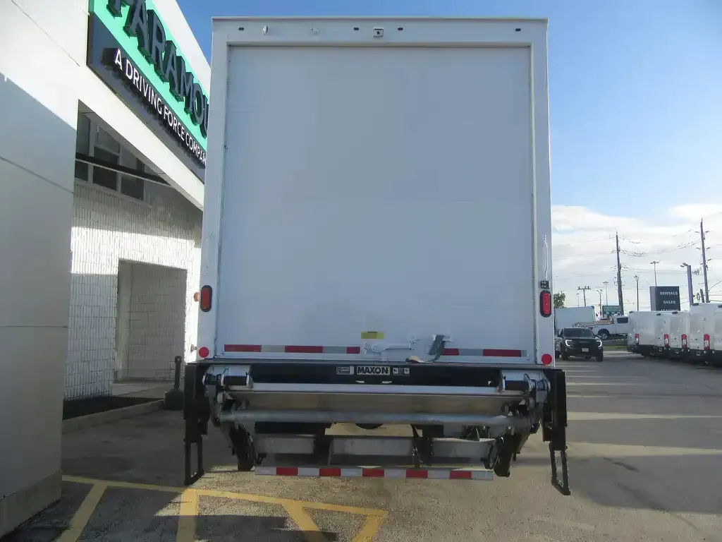 Ford F-750 2022 photo 5