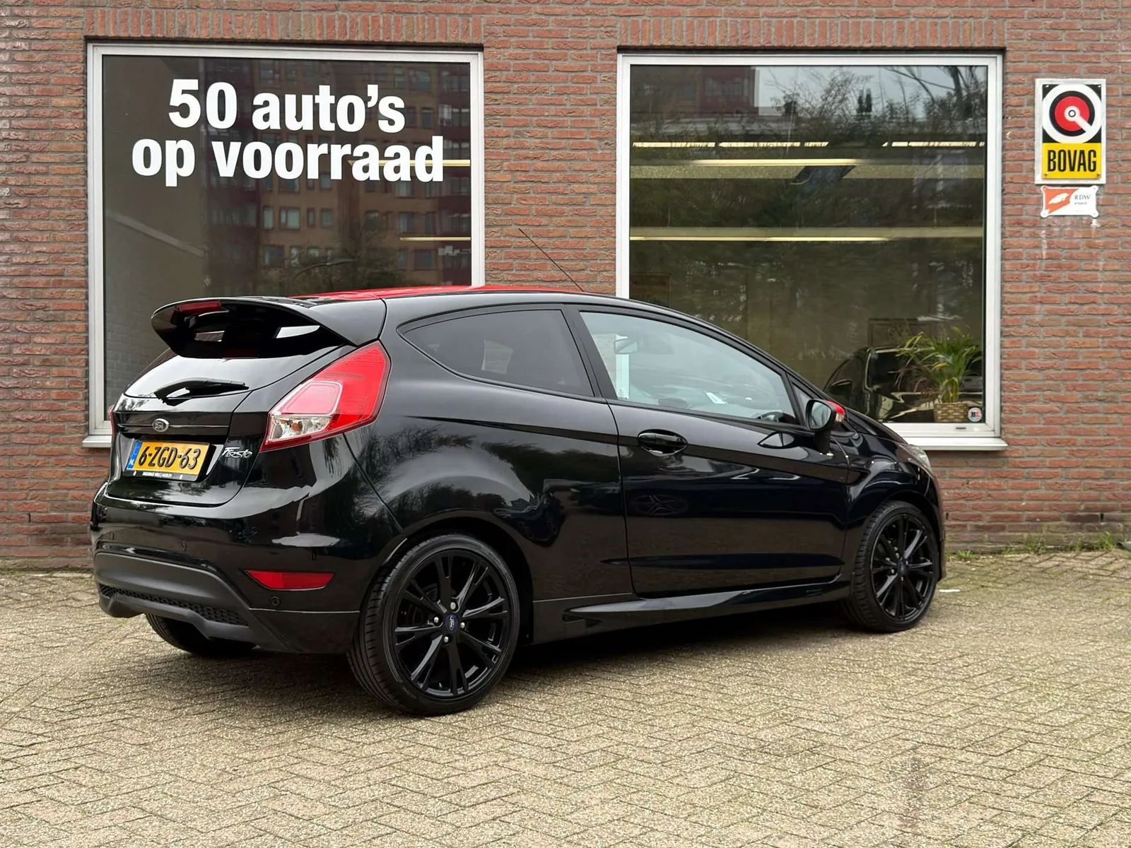 Ford Fiesta 2015 photo 3