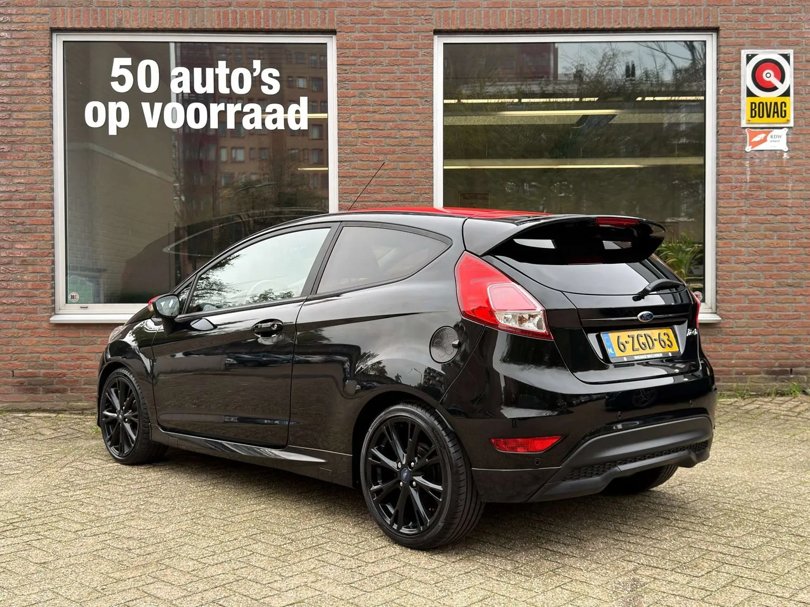 Ford Fiesta 2015 photo 4