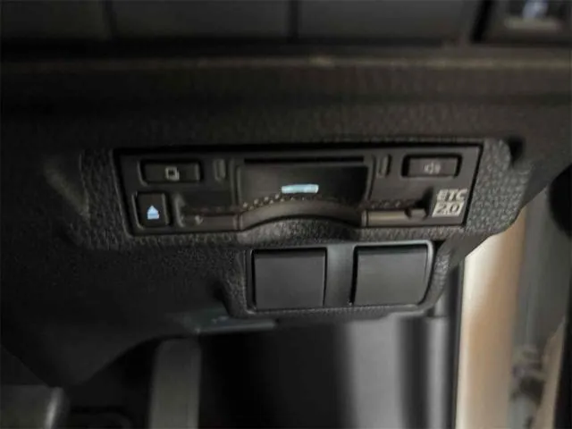 Toyota Corolla Cross 2025 photo 4
