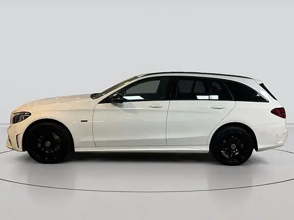 Mercedes-Benz C300 2021 photo 2