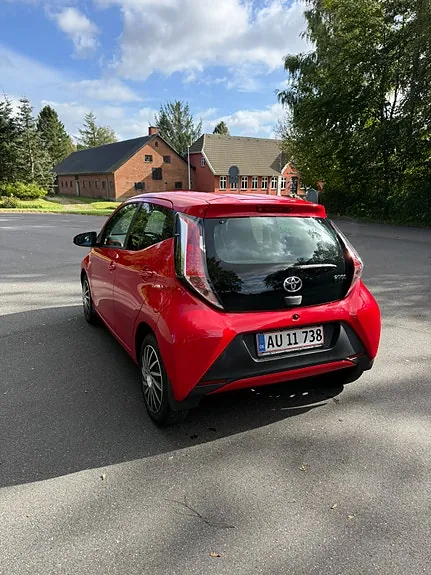Toyota Aygo 2015 photo 2