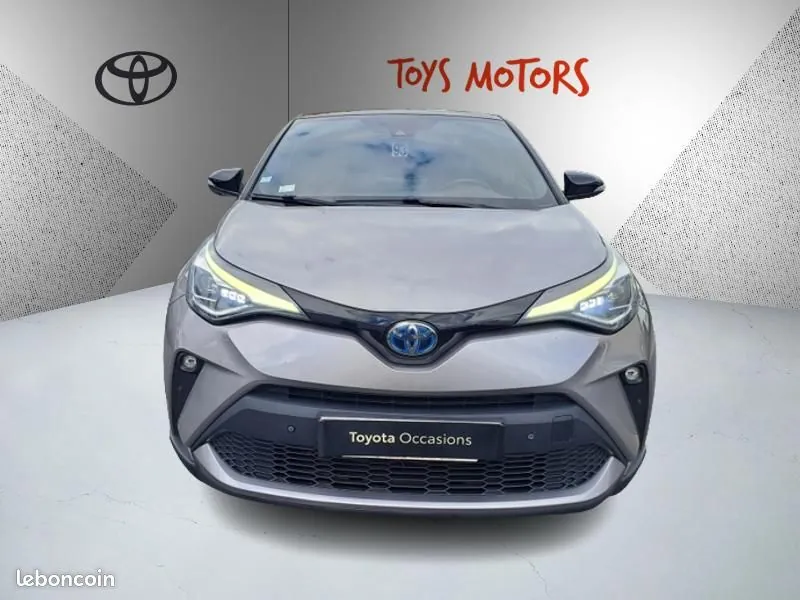 Toyota C-Hr 2020 photo 2